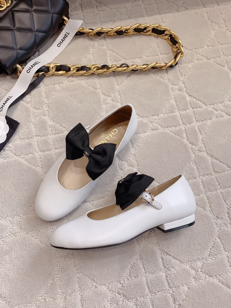 Chanel Low Shoes